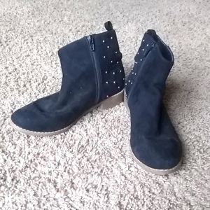 Blackjack black kids size 3 ankle booties.